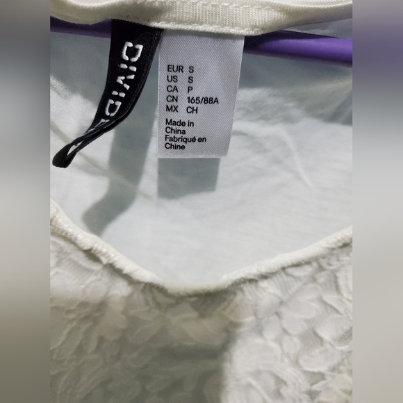 Forever 21 Divided sleeveless white summer dress - Picture 2 of 2